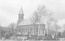 Sort/hvidt billede af Galten Kirke.